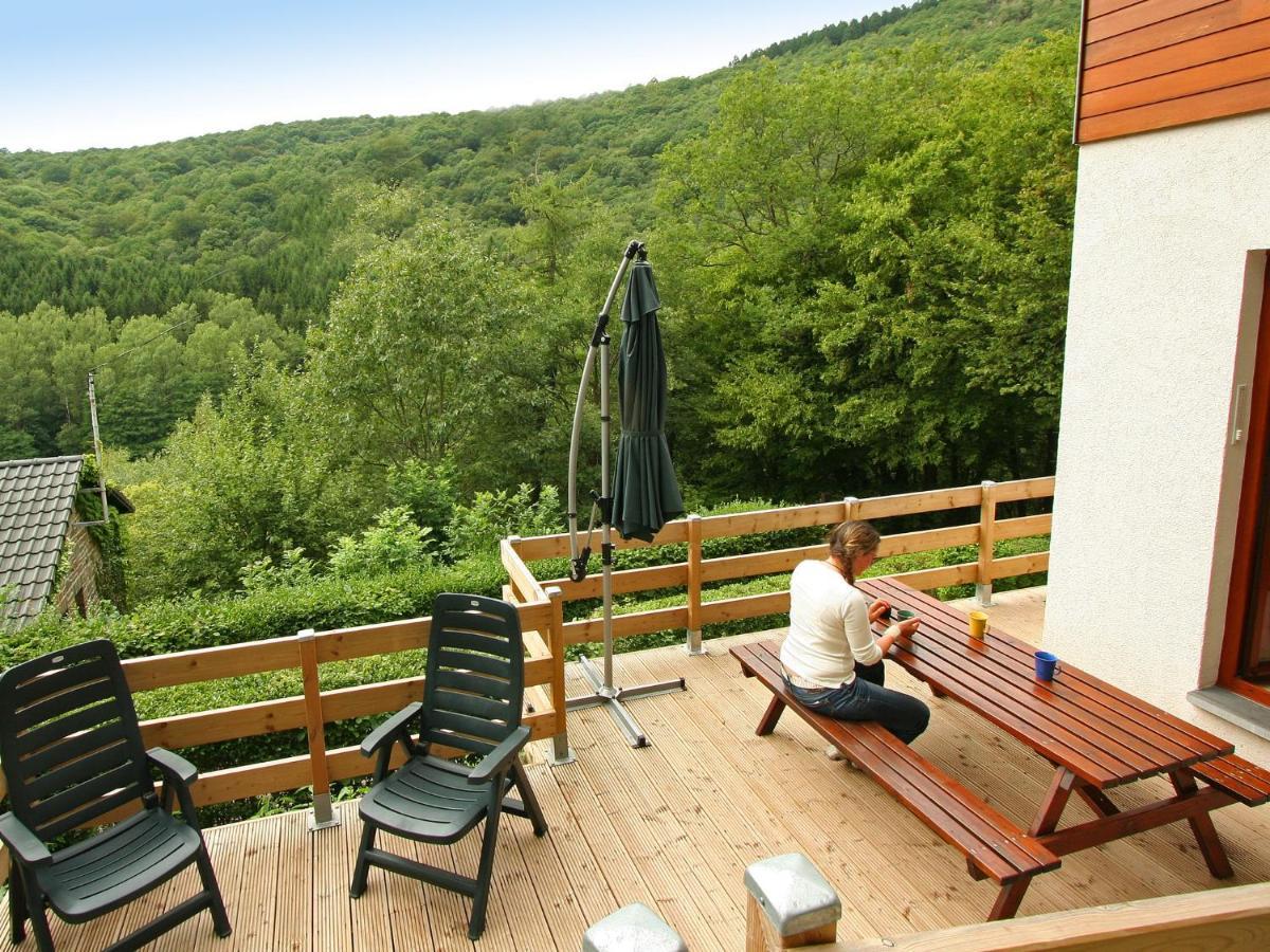 Cottage With A Terrace And A View Of The Valley 아이웨일 외부 사진