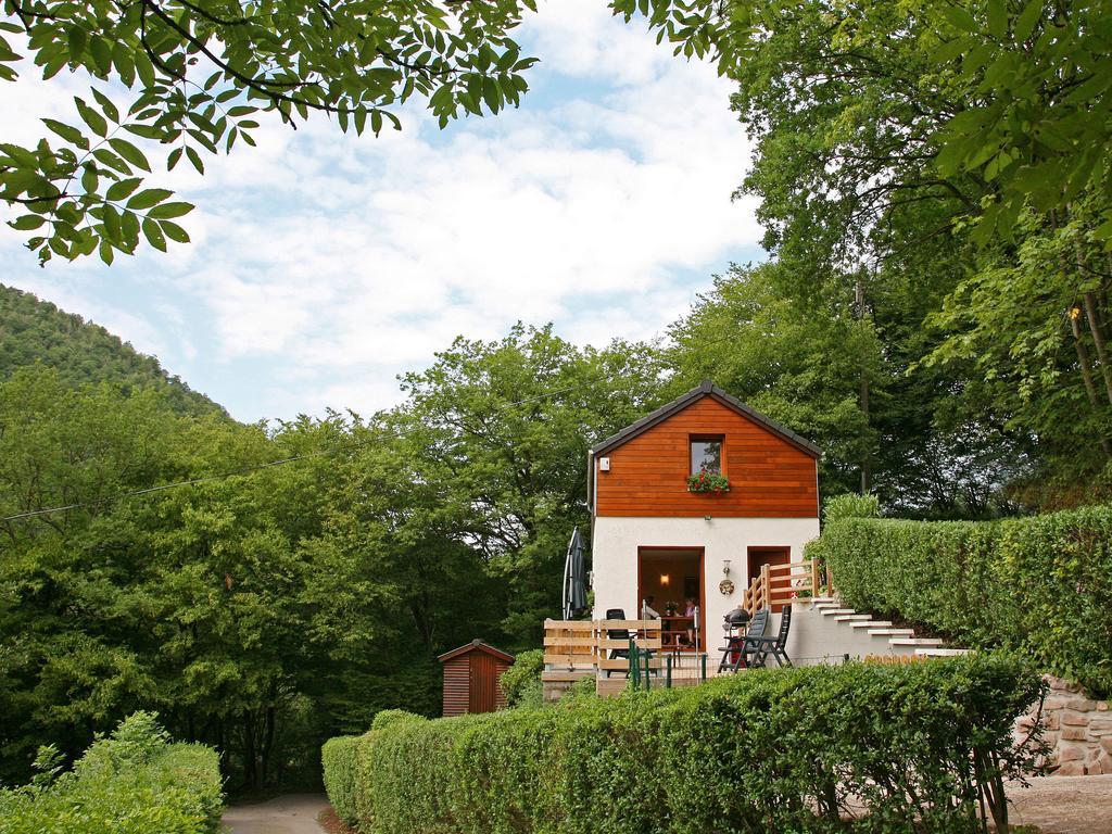 Cottage With A Terrace And A View Of The Valley 아이웨일 외부 사진