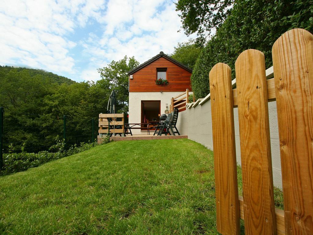 Cottage With A Terrace And A View Of The Valley 아이웨일 외부 사진